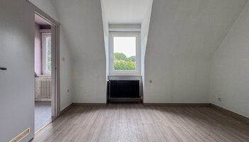 Te renoveren stijlvolle villa