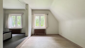 Te renoveren stijlvolle villa