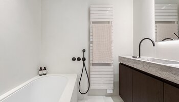 Bel appartement de 3 chambres à coucher avec vue dégagée près de la place Van Bunnen et de la plage