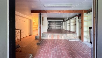 Herenhuis aan het water met garage nabij Brugge Centrum