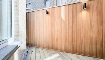 Luxueus gerenoveerd appartement met 3-SLK en zijdelings zeezicht 