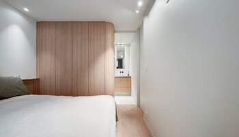 Luxueus gerenoveerd appartement met 3-SLK en zijdelings zeezicht 