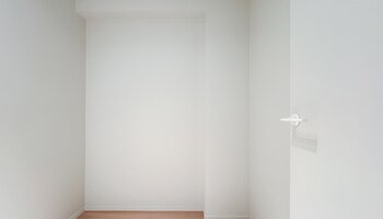 Luxueus gerenoveerd appartement met 3-SLK en zijdelings zeezicht 
