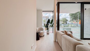 Luxueus nieuwbouwappartement op de gelijkvloerse verdieping 