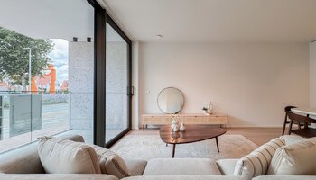 Luxueus nieuwbouwappartement op de gelijkvloerse verdieping 