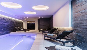 Immeuble unique avec 5 unités et vue dégagée