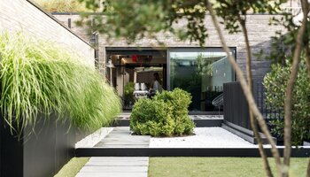 Immeuble unique avec 5 unités et vue dégagée
