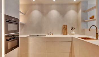 Exclusief afgewerkt 3SK-appartement op de Lippenslaan