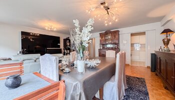 Ruim 2-SLK appartement met terras nabij de Lippenslaan 