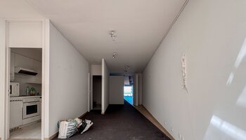 Handelspand op absolute toplocatie op de zeedijk van Het Zoute