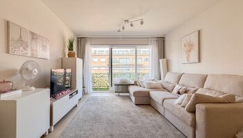 Studio meublé avec grande terrasse dans la Lippenslaan