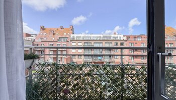Studio meublé avec grande terrasse dans la Lippenslaan
