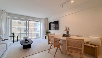 Magnifique appartement 2 pièces sur la place Rubens avec vue sur la mer