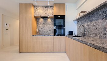 Magnifique appartement 2 pièces sur la place Rubens avec vue sur la mer