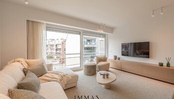 Appartement élégamment rénové de 3 chambres à coucher près de la Dumortierlaan et de la Lippenslaan