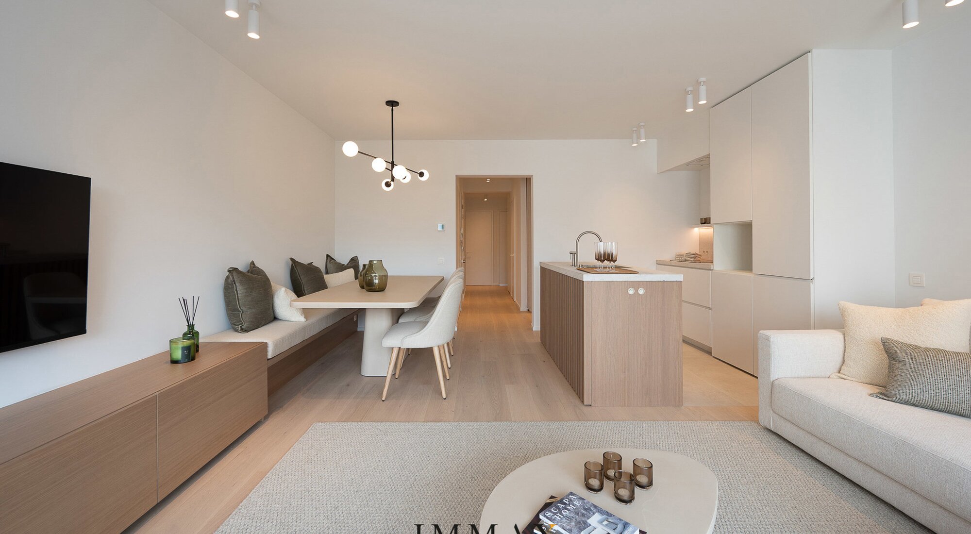 Appartement élégamment rénové de 3 chambres à coucher près de la Dumortierlaan et de la Lippenslaan