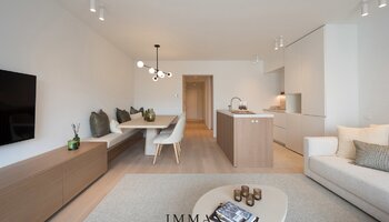 Appartement élégamment rénové de 3 chambres à coucher près de la Dumortierlaan et de la Lippenslaan