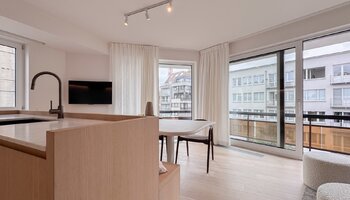 Lichtrijk 3SLK - hoekappartement met luxueuze afwerking in het centrum