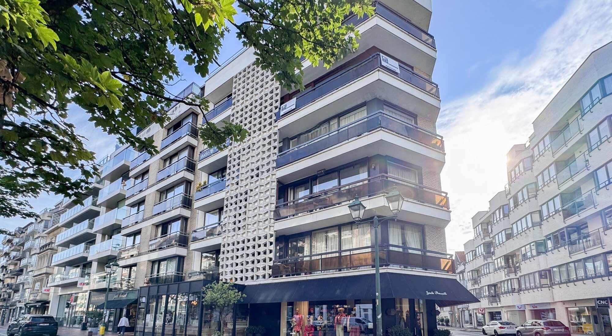 Lichtrijk 3SLK - hoekappartement met luxueuze afwerking in het centrum