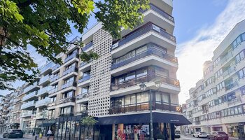 Lichtrijk 3SLK - hoekappartement met luxueuze afwerking in het centrum