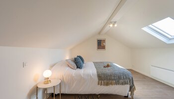 Drie prachtige landelijke woningen met tuin en garages