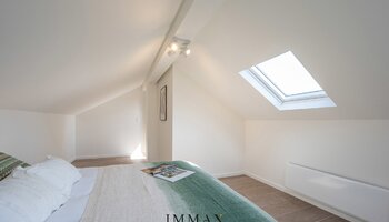Drie prachtige landelijke woningen met tuin en garages