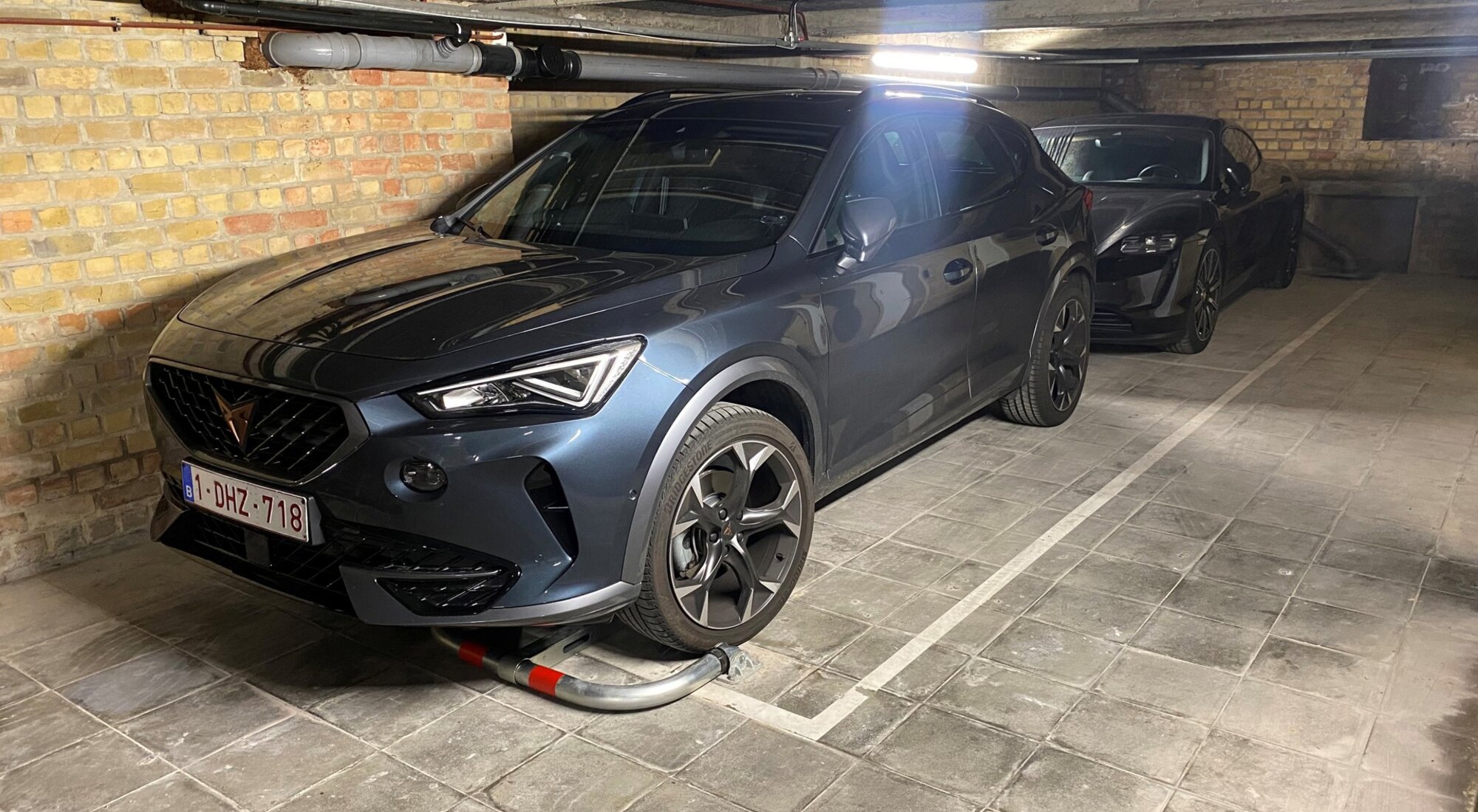 Tandem autostaanplaats nabij de Lippenslaan en de zee 