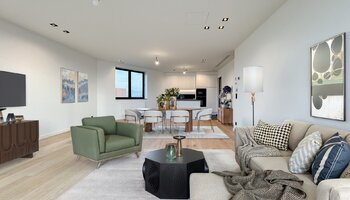 Gerenoveerde penthouse met ruim zongericht terras