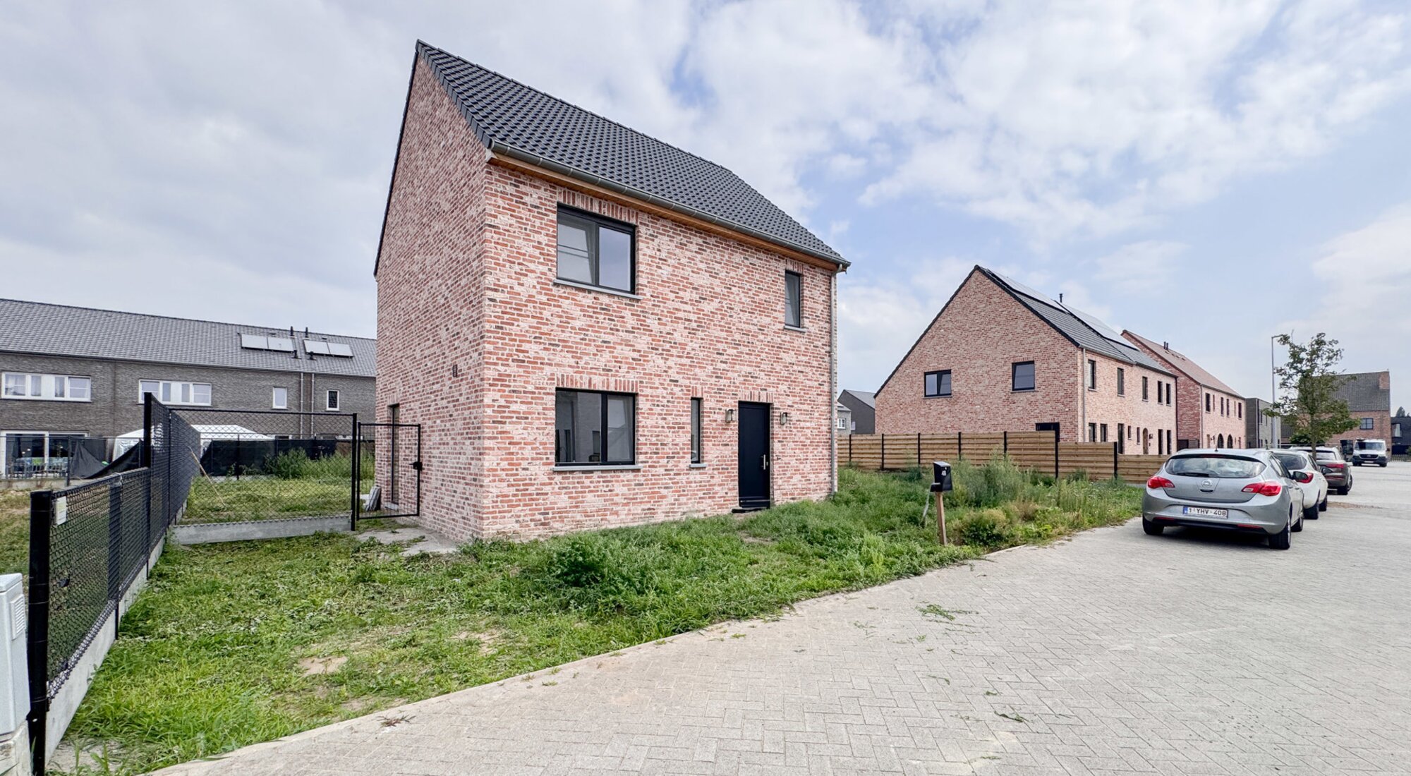 Recente (2024) energiezuinige woning met 3 slaapkamers en tuin