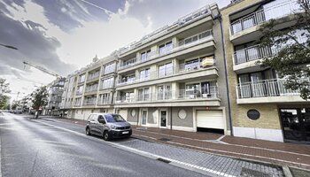 Afgesloten garagebox in het centrum en nabij het Zegemeer