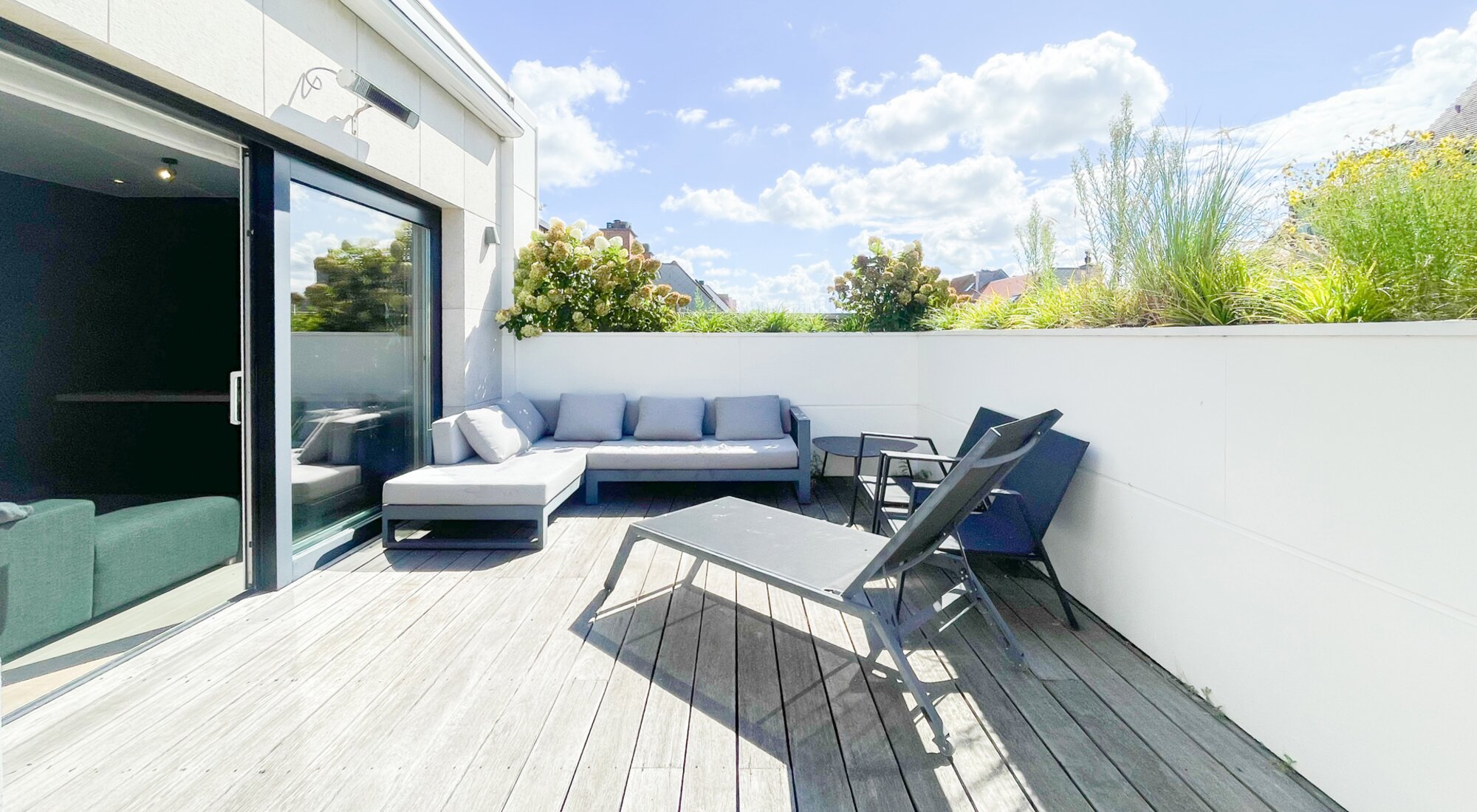 Exclusieve penthouse met zonneterrassen nabij het strand
