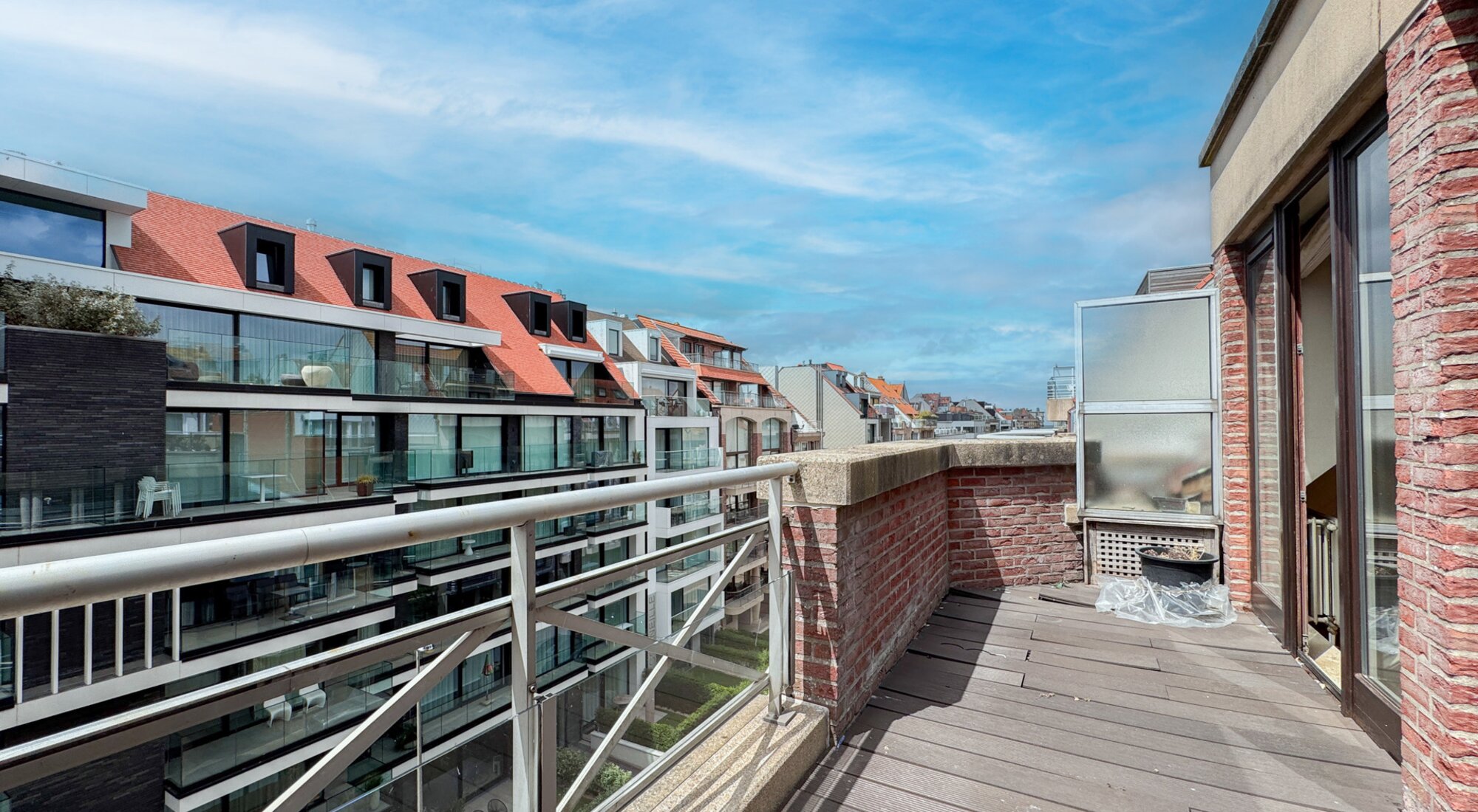 Duplex d'angle à rénover près de la Lippenslaan