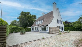 Te renoveren stijlvolle villa