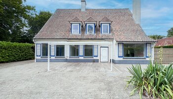 Te renoveren stijlvolle villa