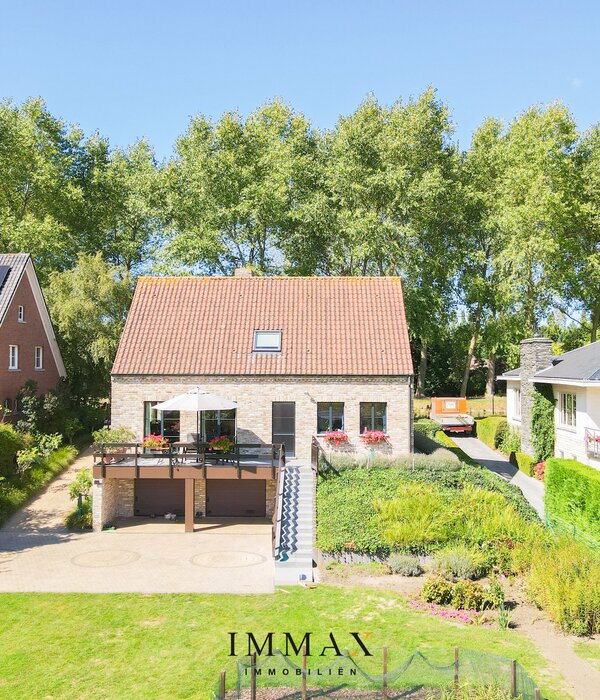 Magnifique villa, idéalement située le long du Damse Vaart 