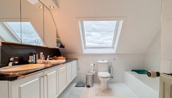 Prachtig gelegen instapklare villa langs Damse Vaart 