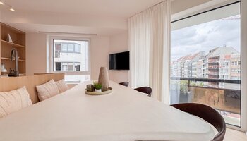Lichtrijk 3SLK - hoekappartement met luxueuze afwerking in het centrum