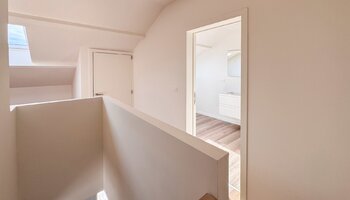 Instapklare woning met 4 slaapkamers, zonnige tuin en garage