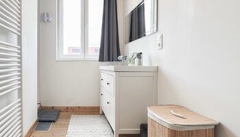 Ruime gezinswoning met 4 slaapkamers, garage en terras