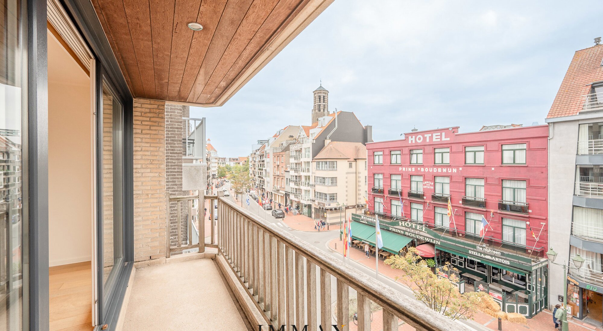 Ruim 2SLK-appartement met westgericht terras op de Lippenslaan