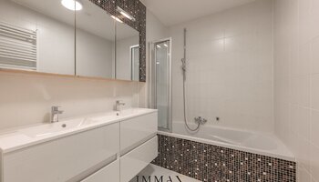 Ruim 2SLK-appartement met westgericht terras op de Lippenslaan