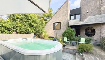 Magnifique villa familiale avec annexe et jardin agréable