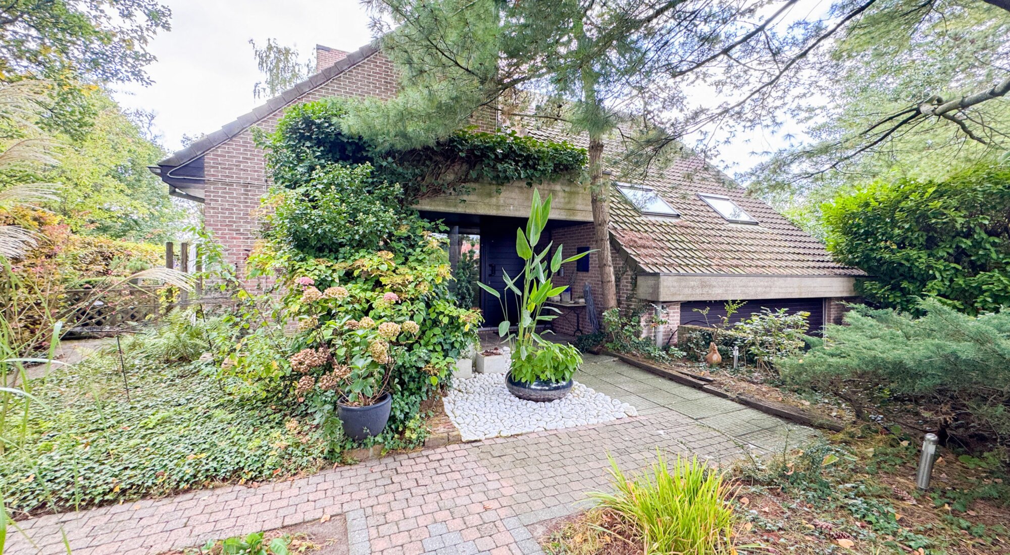 Magnifique villa avec bureau ou cabinet séparé