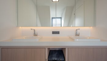 Modern en recent duplex-appartement met 3 slaapkamers