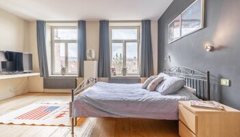 Authentieke en stijlvol gerenoveerde herenwoning met stadstuin en dakterras