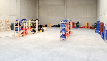 Ruime loods van 225 m²