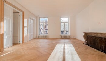 Authentiek gerenoveerd gelijkvloers appartement – Residentie Della Faille