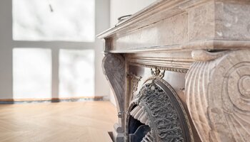 Authentiek gerenoveerd gelijkvloers appartement – Residentie Della Faille