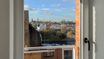 Authentiek gerenoveerd appartement – 2de verdieping – Residentie Della Faille