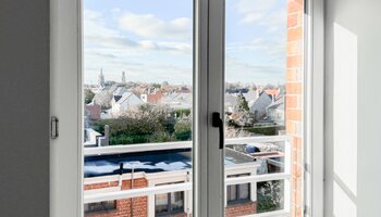 Authentiek gerenoveerd appartement – 2de verdieping – Residentie Della Faille